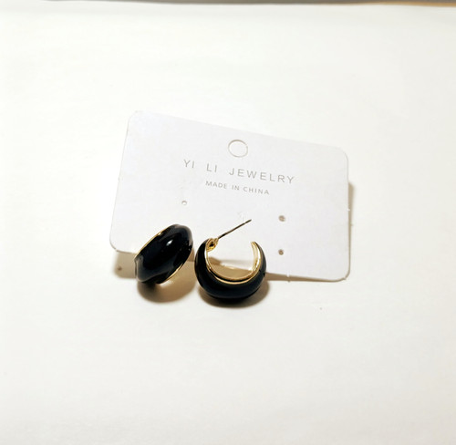 گوشواره ترند مشکی